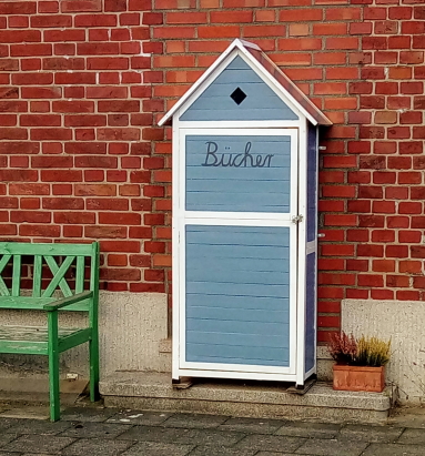 KR190 Buecherkiste.jpg