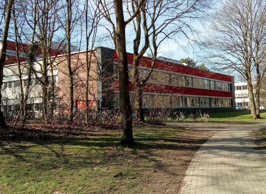 KR340 Schulzentrum.jpg